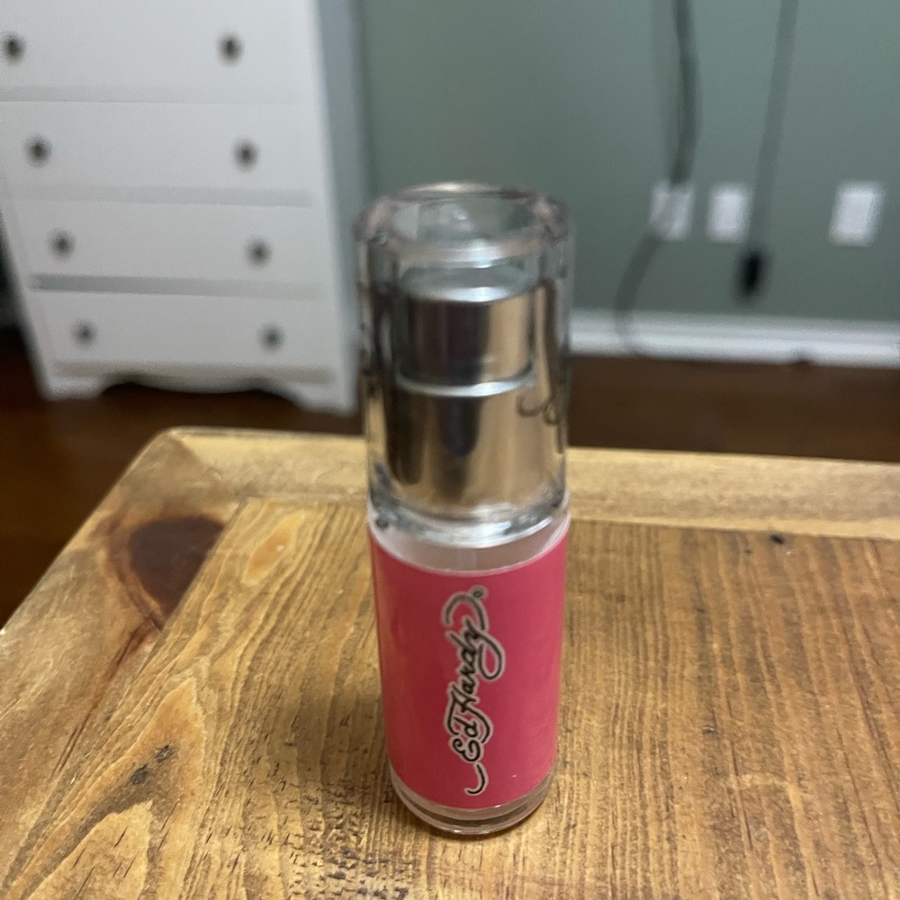 Ed Hardy Pink perfume